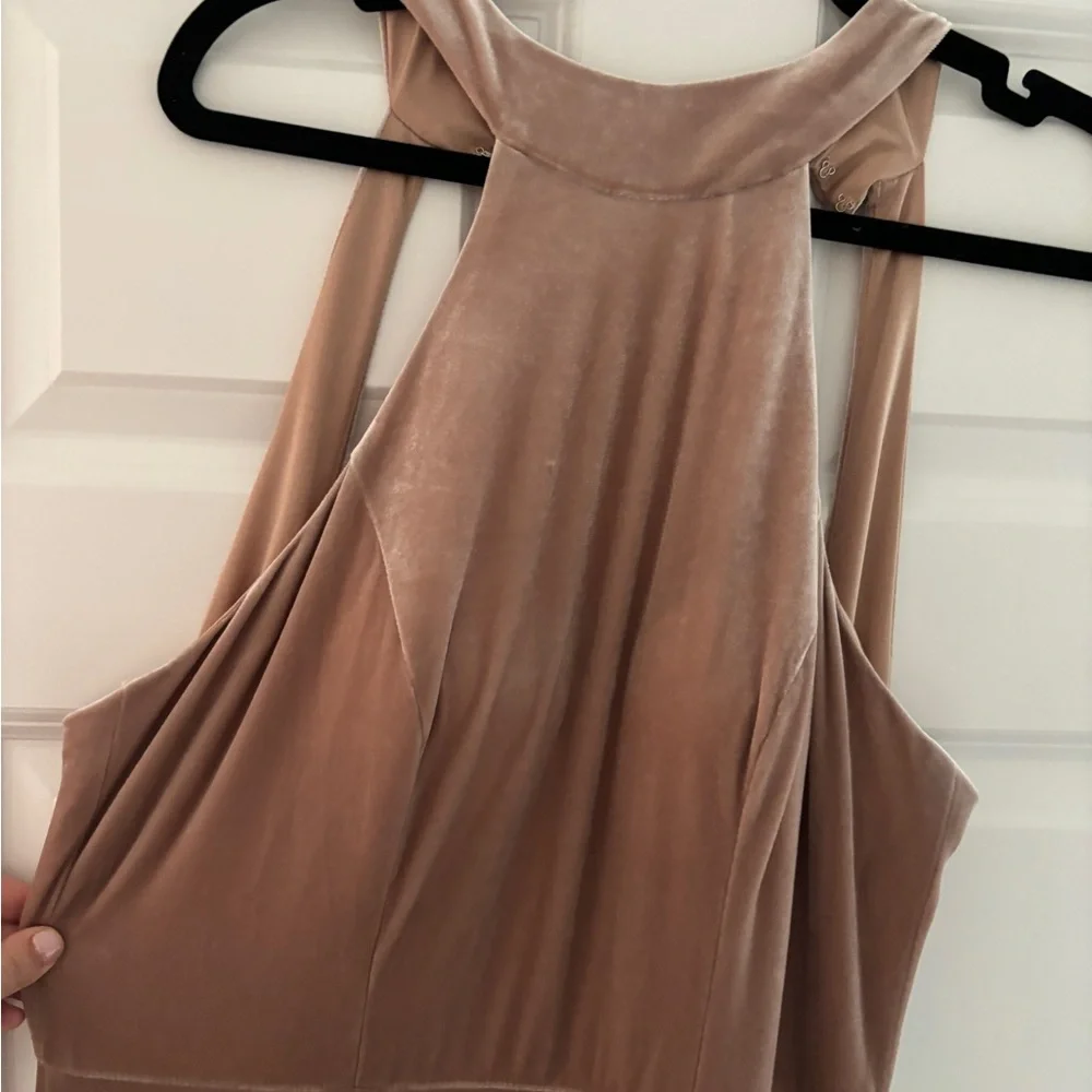 Revelry Tori Dress in Champagne size 8 - Picture 4 of 5